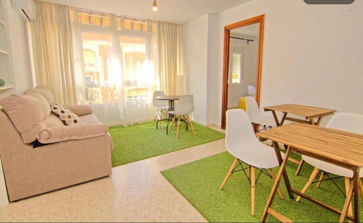 Guest House Mota Málaga Extérieur photo