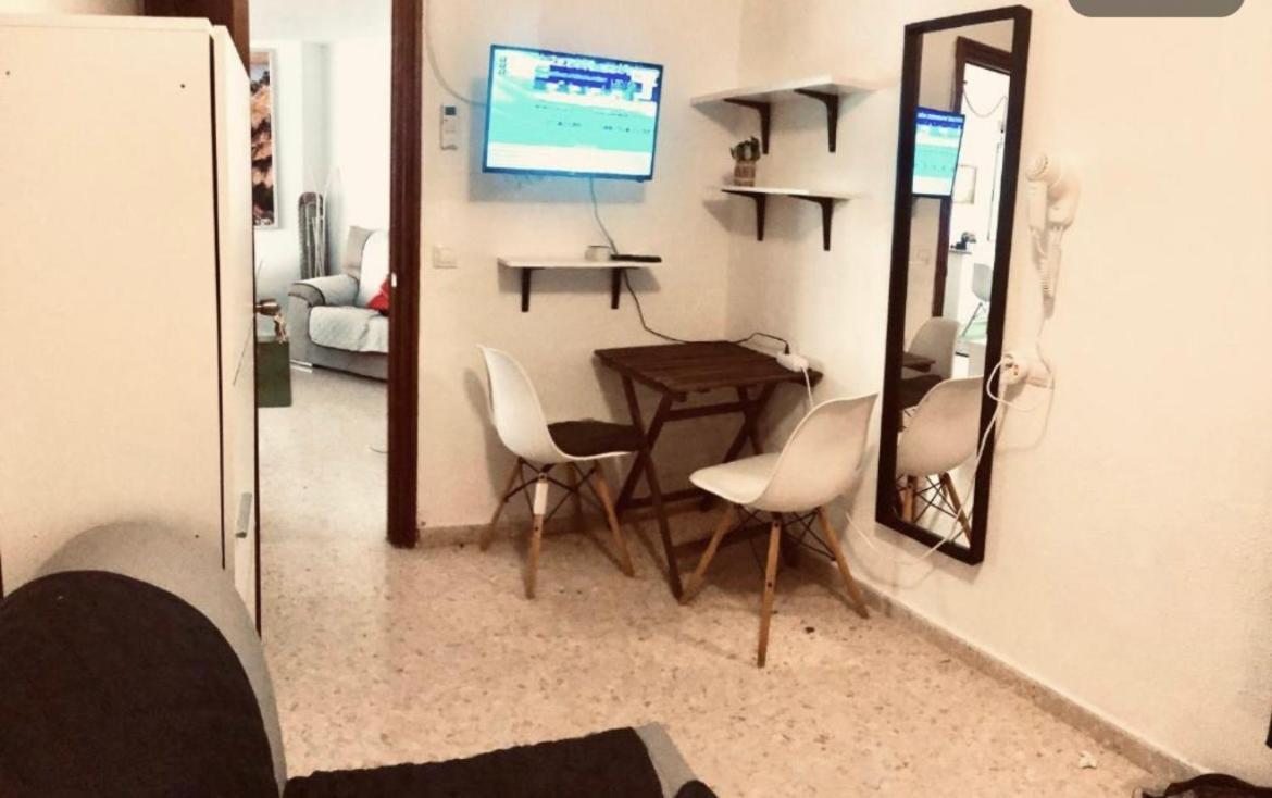 Guest House Mota Málaga Extérieur photo